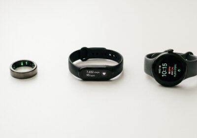 Smart Wearables in 2026: What They Actually Measure and Whether to Buy One
